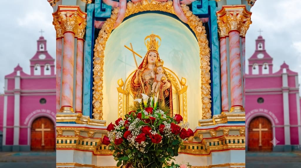 Nuestra Señora del Patrocinio y fachada de la Parroquia
